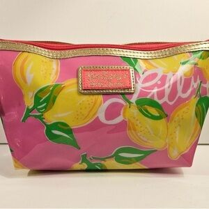 LILLY PULITZER / ESTEE LAUDER COSMETIC BAGS- NWOT - LEMONS!